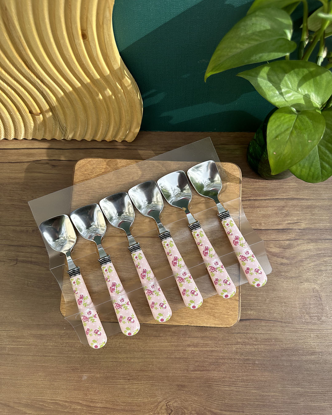 قاشق بستنی خوری