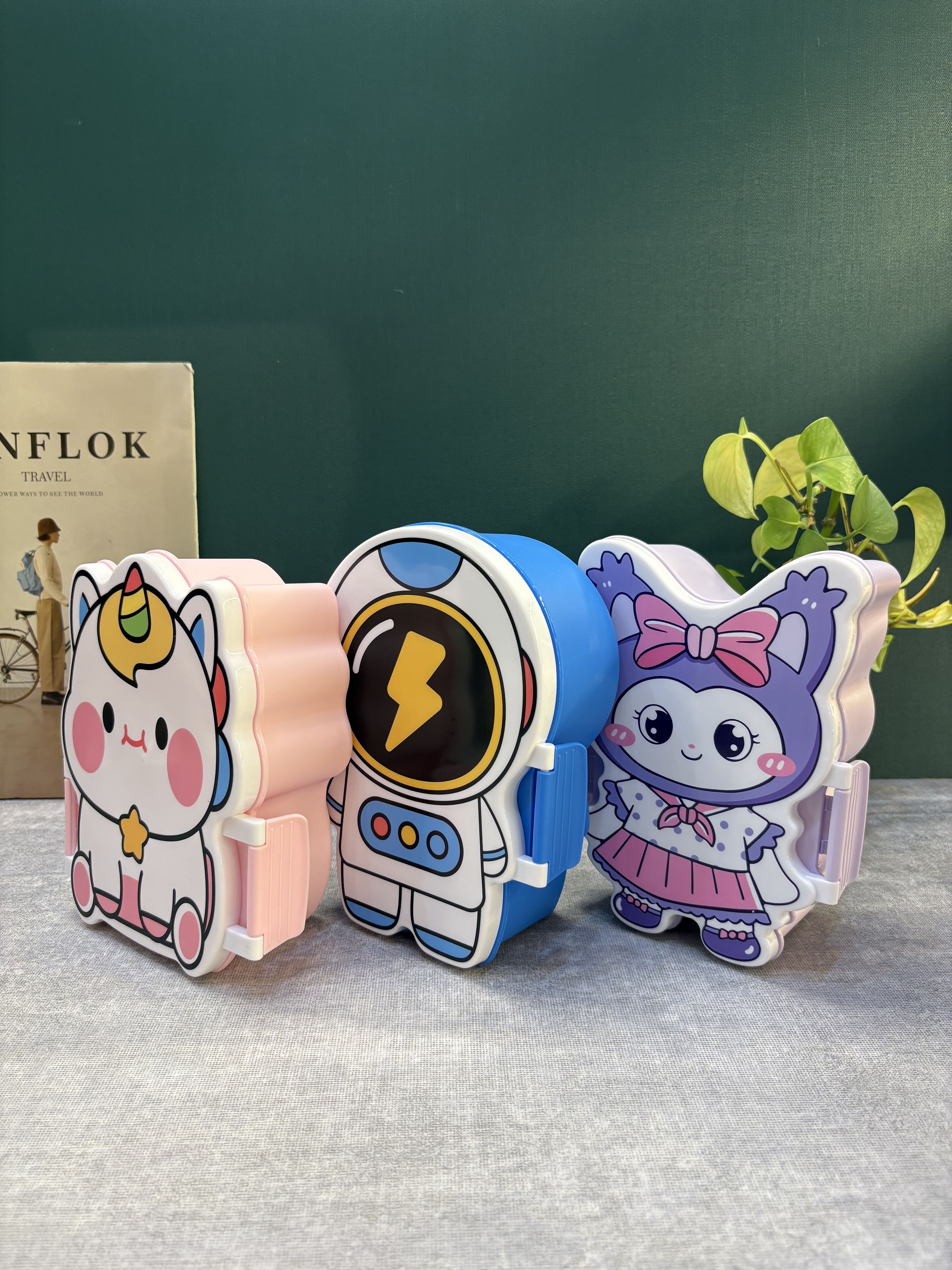 قمقمه و لانچ کارتی